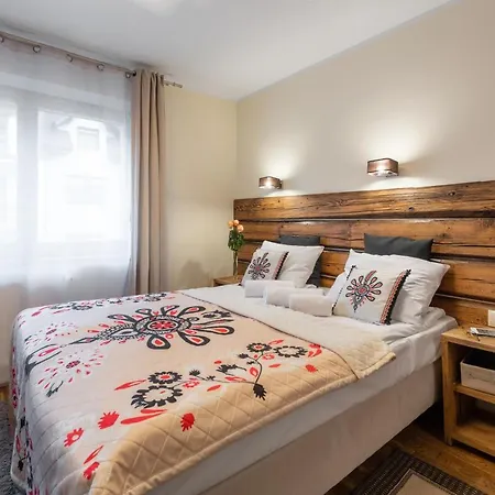 Apartament Orkana *