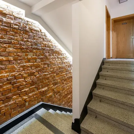 Apartament Orkana *